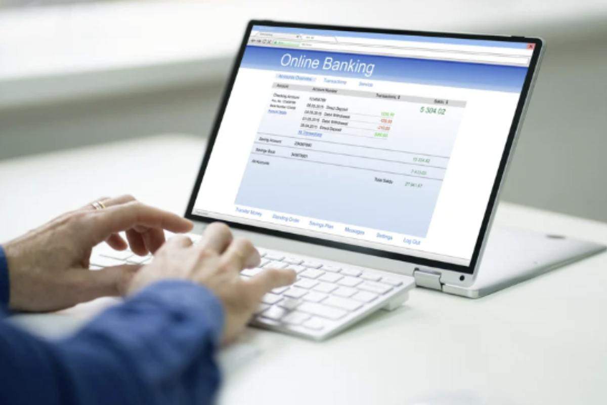 La riforma europea non si limita alla tutela contro le frodi, ma affronta anche la questione dell’accesso al denaro contante,