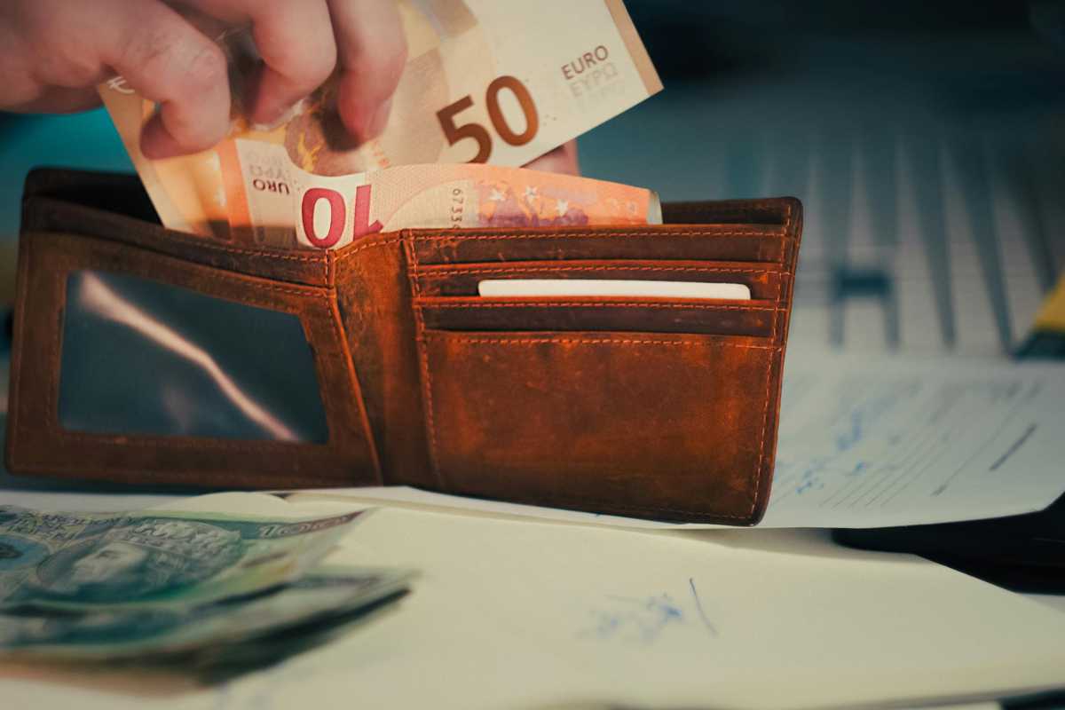 Bonus da 3.600 euro all’anno, se hai questi requisiti richiedilo subito